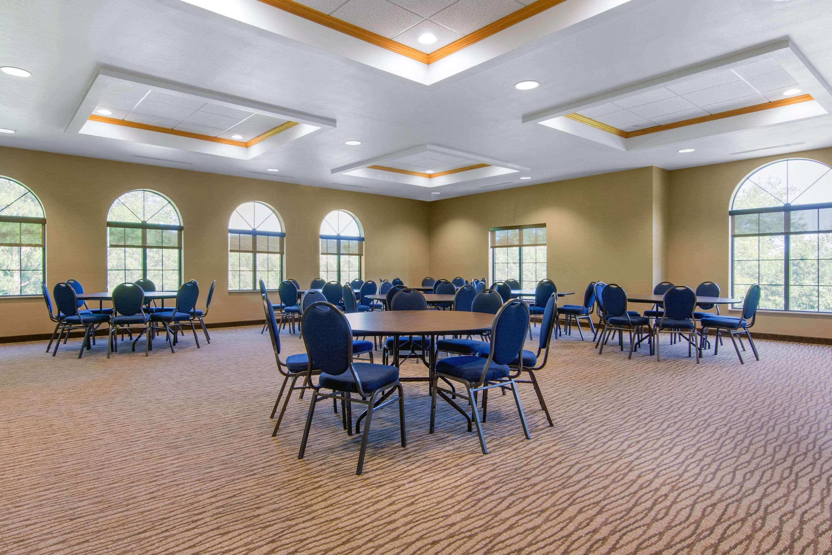 Comfort Inn & Suites Cooperstown - Milford Zewnętrze zdjęcie